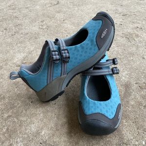 Womens KEEN Buckle Sandal Hiking Walking